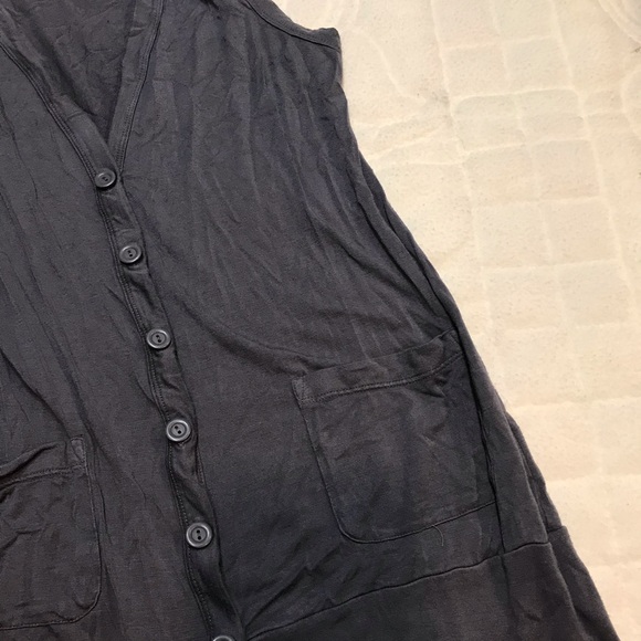 SMART SET Button Vest - Picture 3 of 5